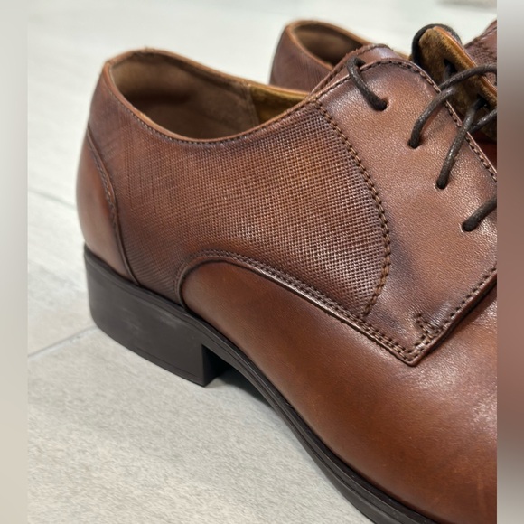 Florsheim Men’s Brown Dress Shoes - Picture 4 of 12